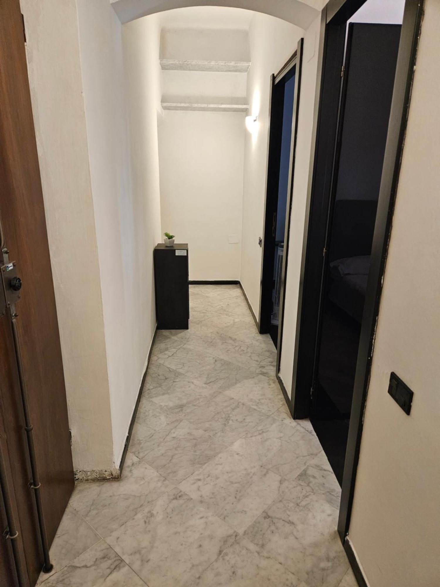 ホテル Casa Regis - Free Parking ジェノヴァ エクステリア 写真